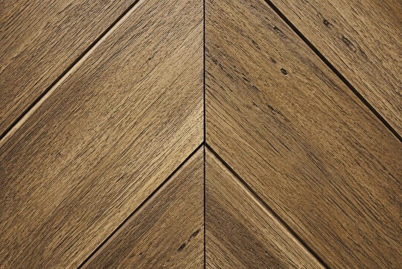 循環柚木魚骨拼花木紋特寫